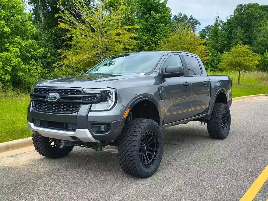 2024 Ford Ranger XLT photo 1