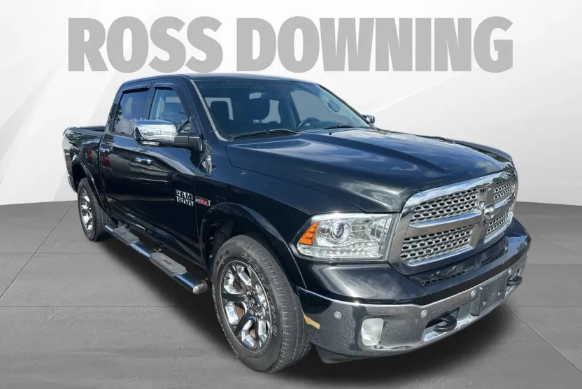 2017 Ram 1500 Laramie photo 1