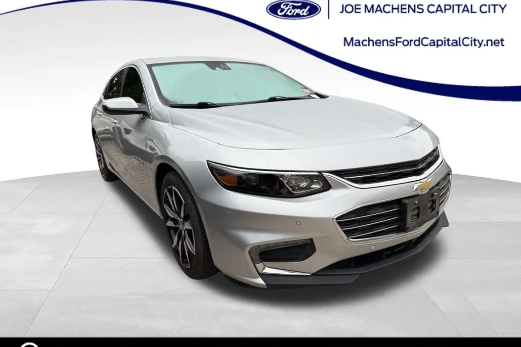 2018 Chevrolet Malibu 1LT photo 1