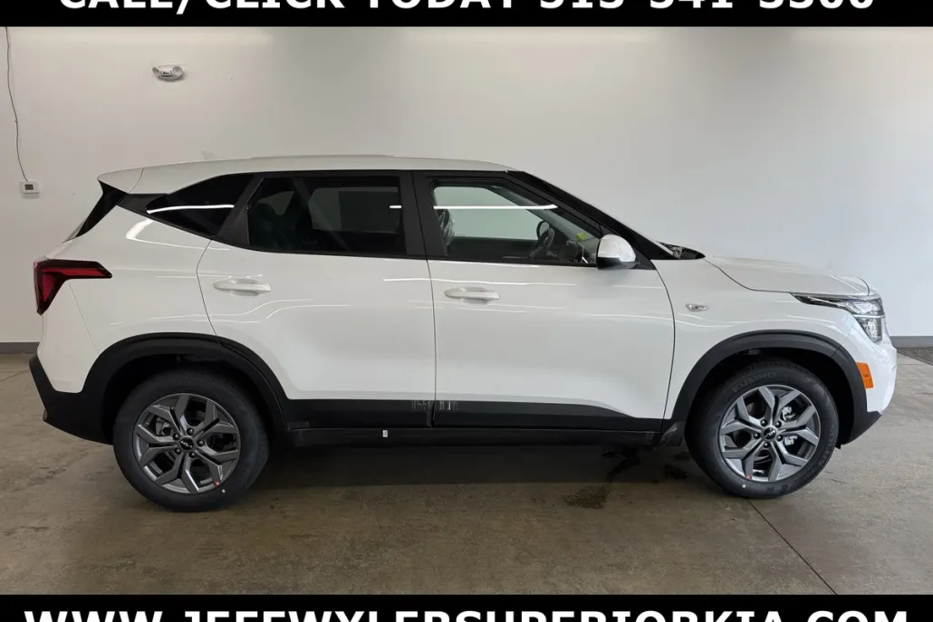 2026 Kia Seltos LX photo 1