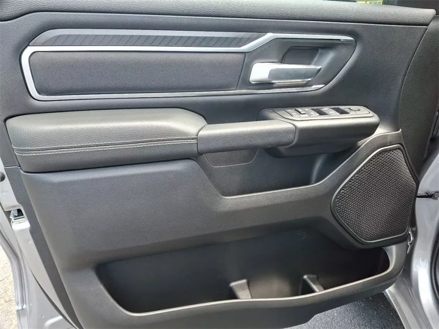 2025 Ram 1500 Big Horn photo 1