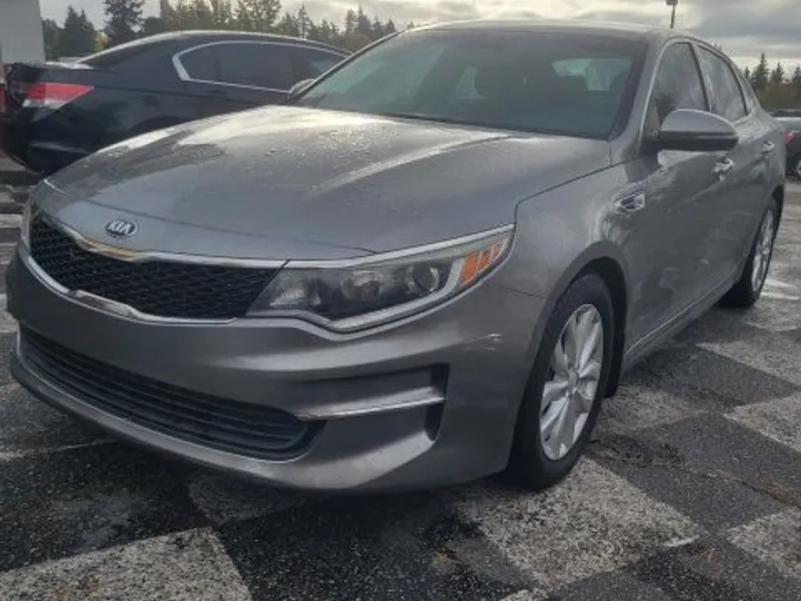2016 Kia Optima EX photo 1