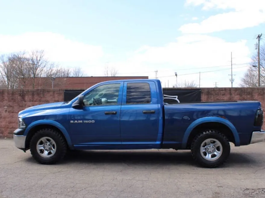 2011 Ram 1500 SLT photo 1