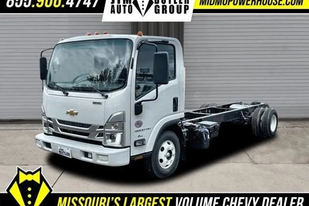 2024 Chevrolet Silverado 4500HD Base photo 1