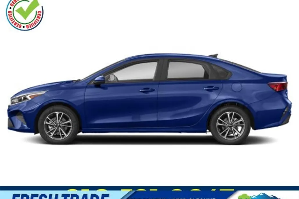 2023 Kia Forte LXS photo 1
