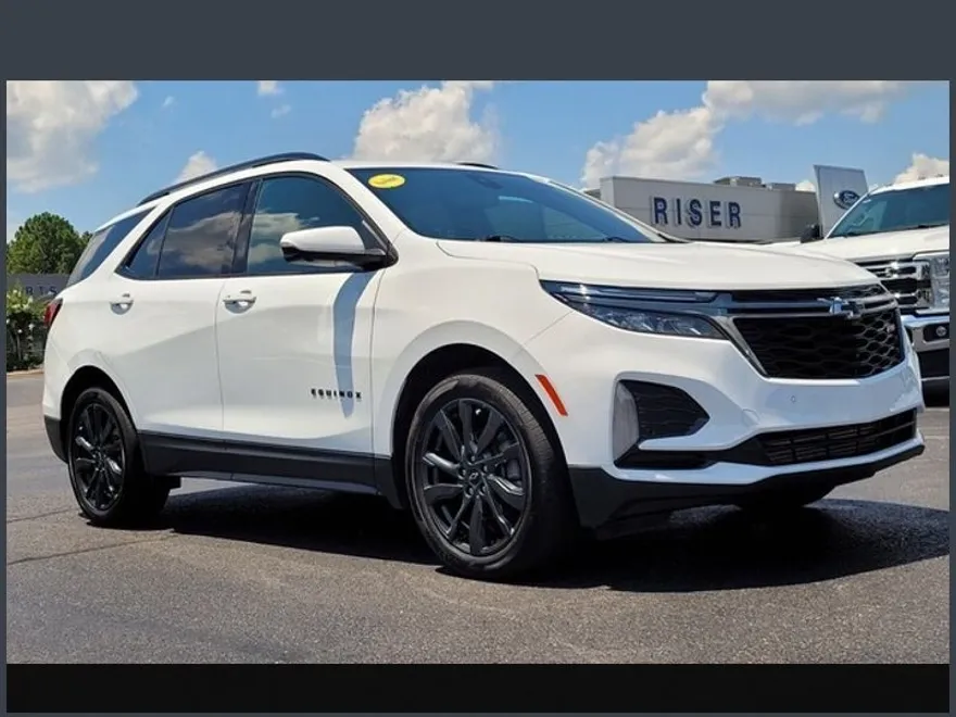 2023 Chevrolet Equinox RS photo 1