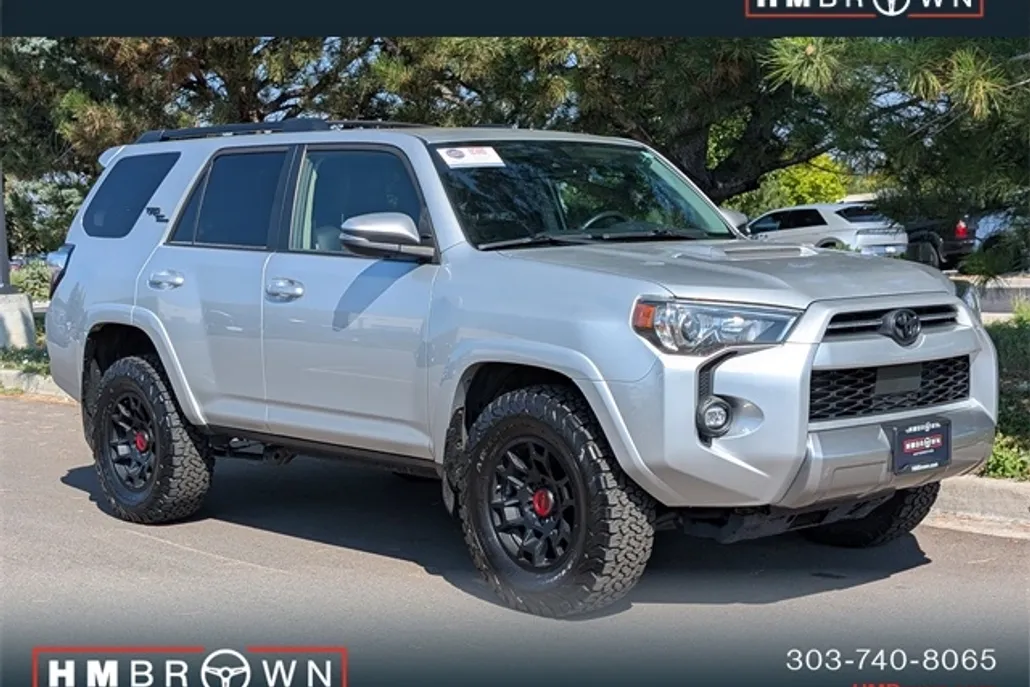 2022 Toyota 4Runner TRD Off-Road Premium photo 1