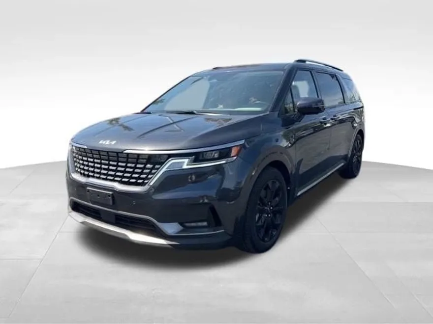 2024 Kia Carnival SX photo 1