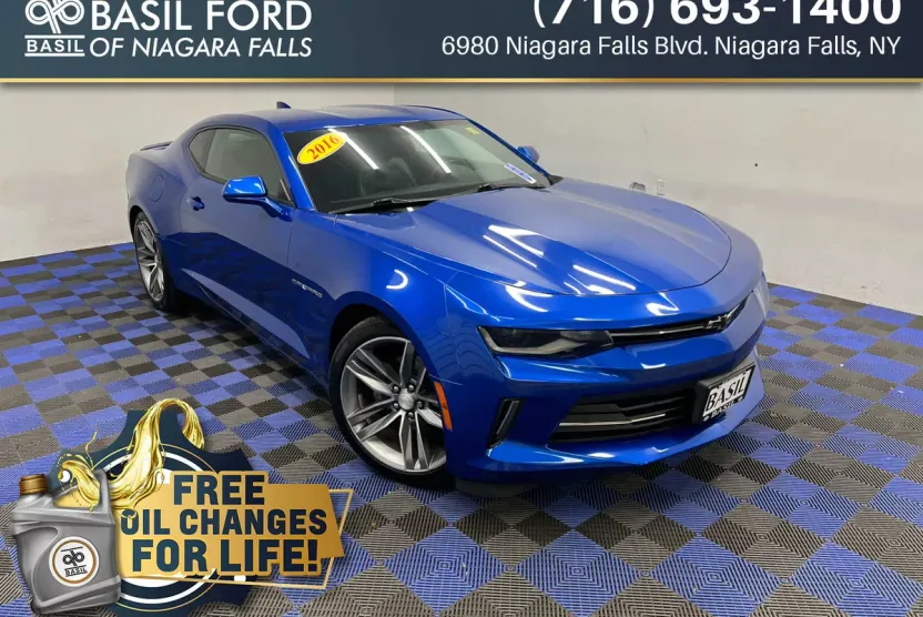 2016 Chevrolet Camaro 2LT photo 1