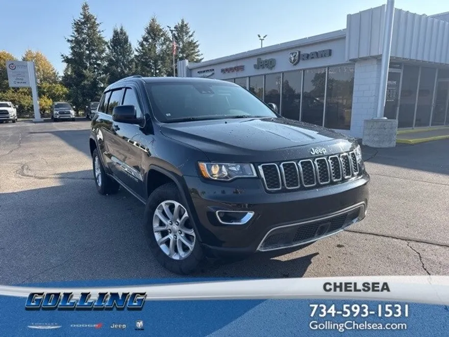 2021 Jeep Grand Cherokee Laredo E photo 1