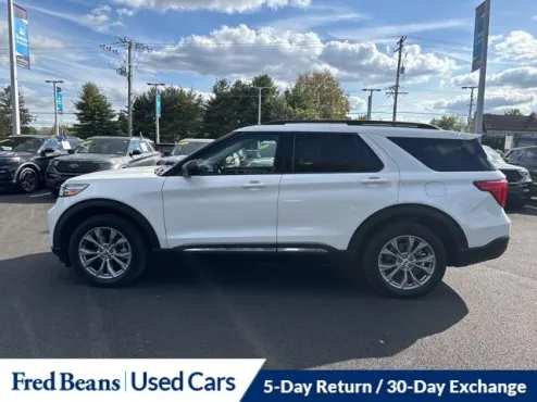 2022 Ford Explorer XLT photo 4