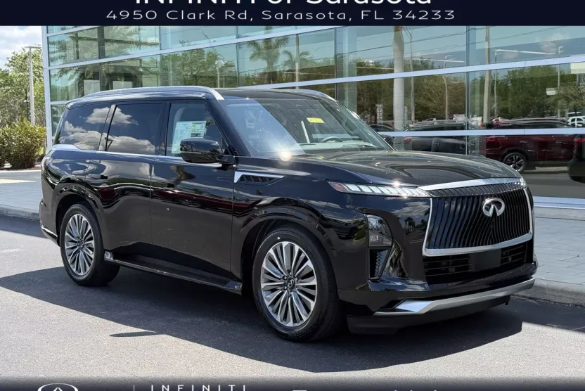 2025 Infiniti QX80 Luxe photo 1