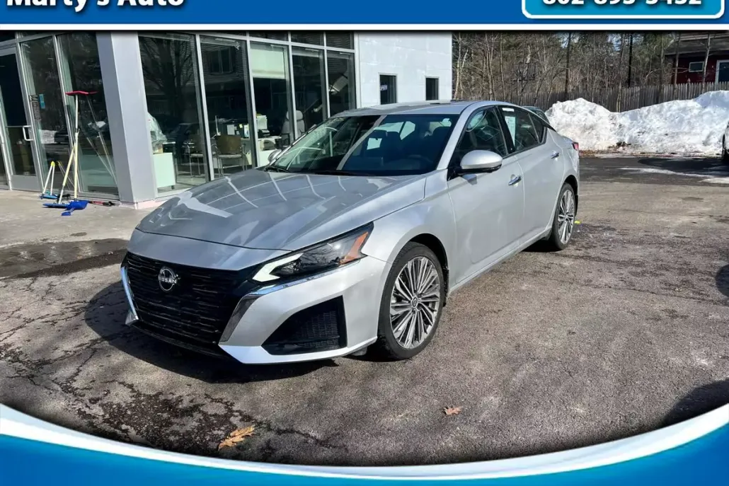 2024 Nissan Altima SL photo 1