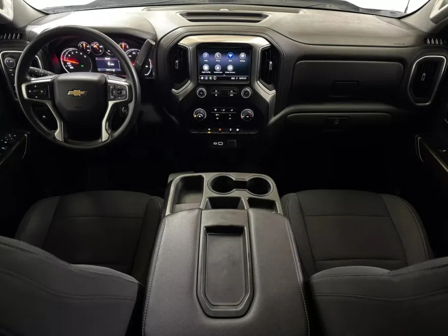 2020 Chevrolet Silverado 1500 LT photo 1