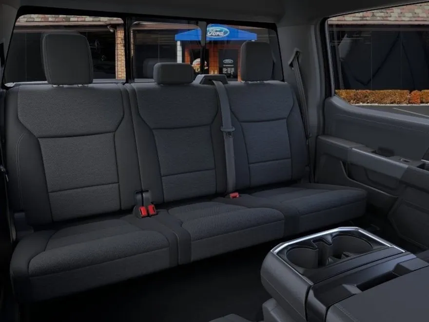 2025 Ford F-150 XLT photo 8