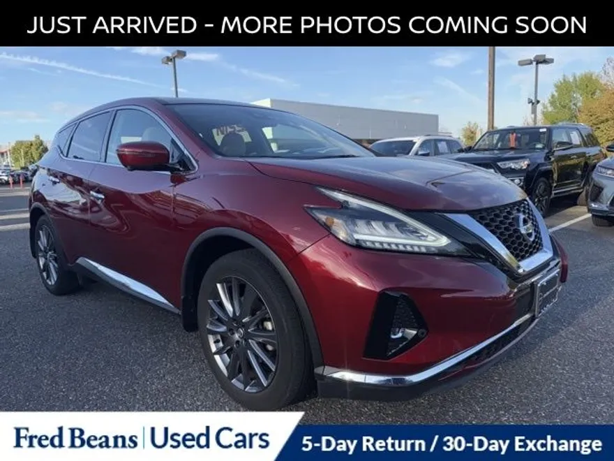 2021 Nissan Murano SV photo 1