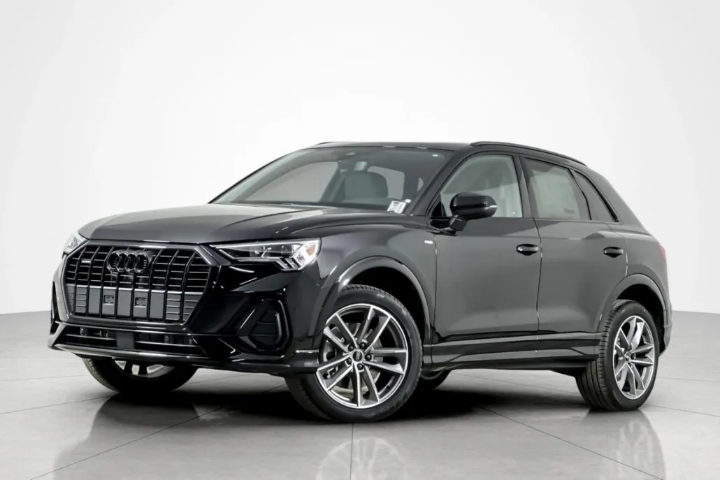 2025 Audi Q3 S line Premium Plus 45 TFSI photo 1