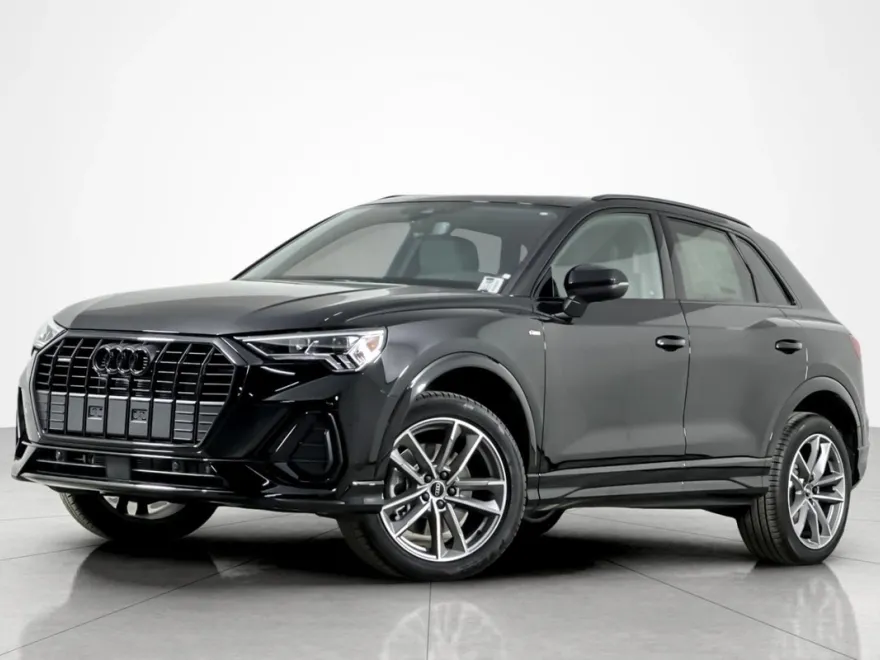 2025 Audi Q3 S line Premium Plus 45 TFSI photo 1