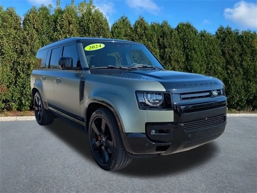 2024 Land Rover Defender 130 X photo 1
