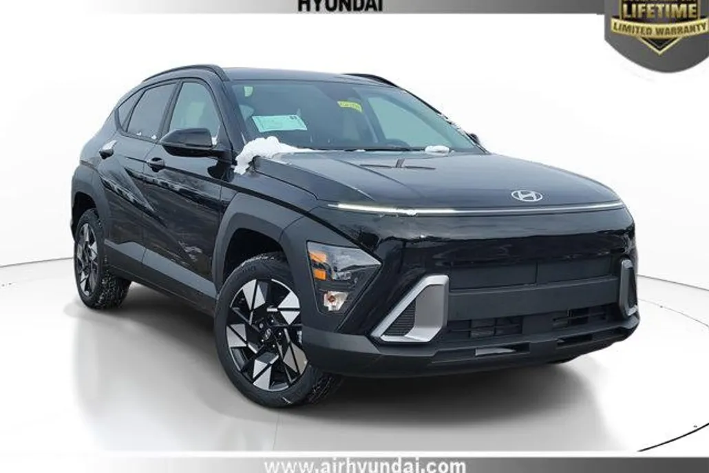 2025 Hyundai Kona SEL photo 1