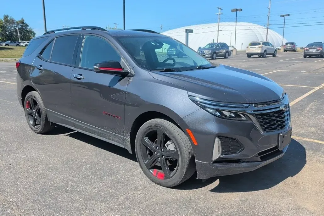 2022 Chevrolet Equinox Premier photo 1