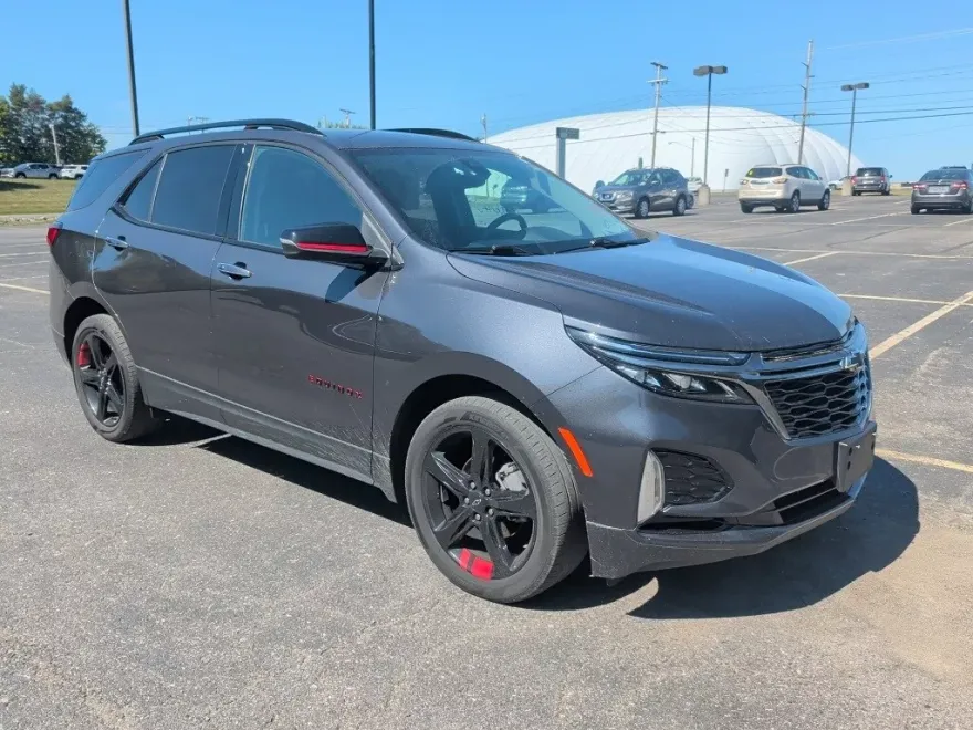 2022 Chevrolet Equinox Premier photo 1