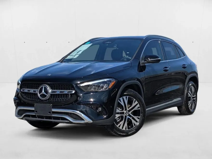 2025 Mercedes Benz GLA 250 4MATIC photo 1