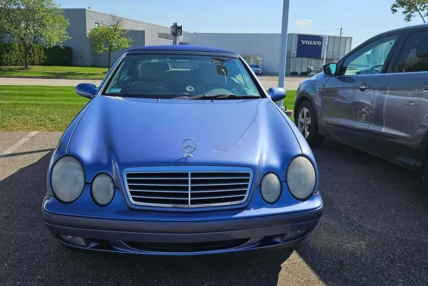 1999 Mercedes Benz CLK 320 photo 1