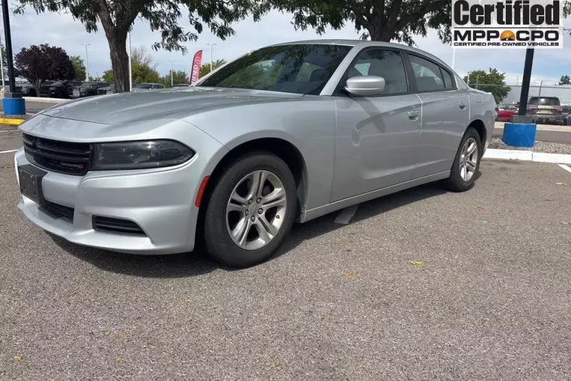 2022 Dodge Charger SXT photo 1