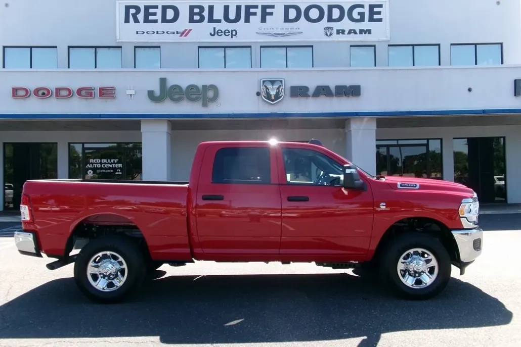 2024 Ram 2500 Tradesman photo 1