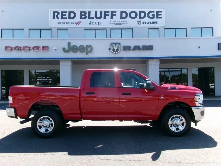 2024 Ram 2500 Tradesman photo 1