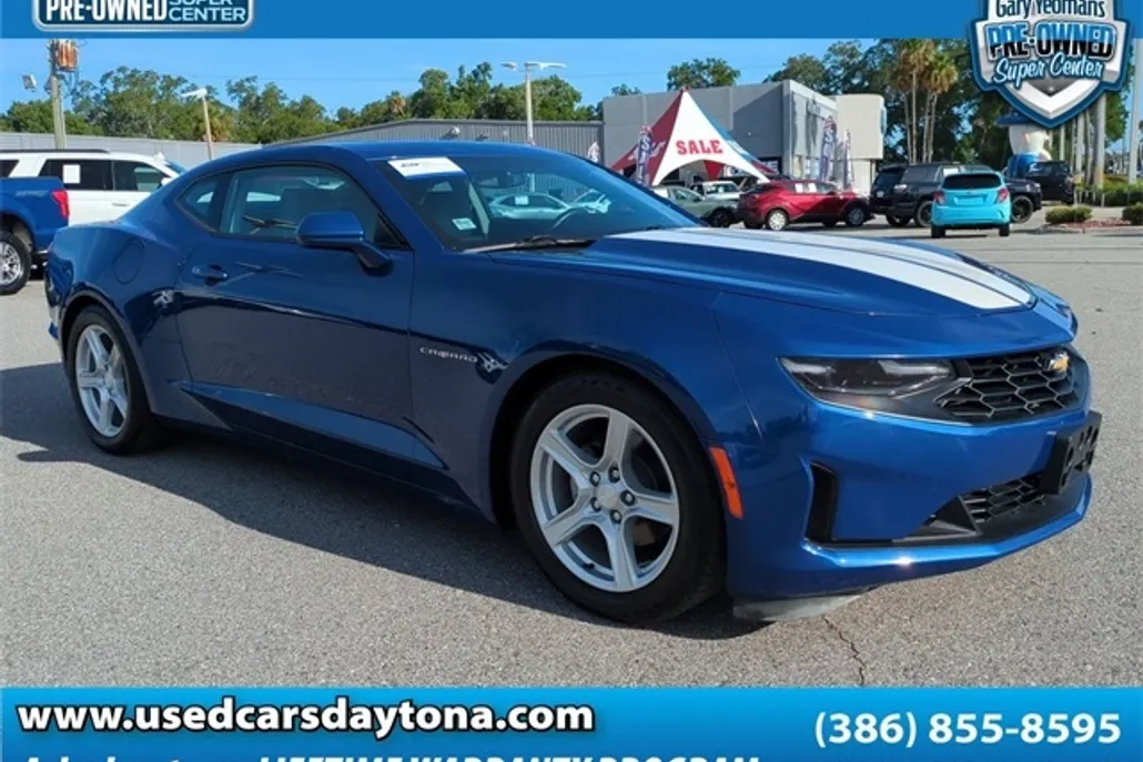 2021 Chevrolet Camaro 2LT photo 1