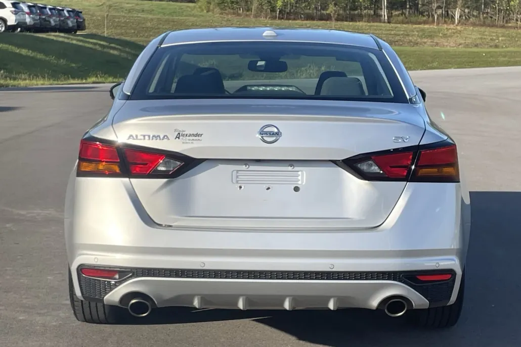 2019 Nissan Altima 2.5 SV photo 1