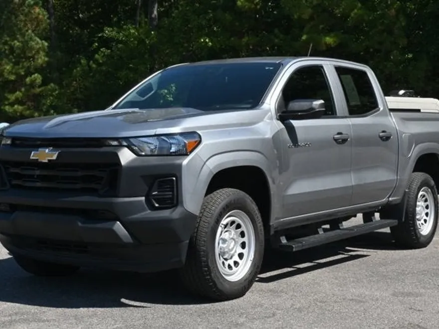 2023 Chevrolet Colorado Work Truck photo 1