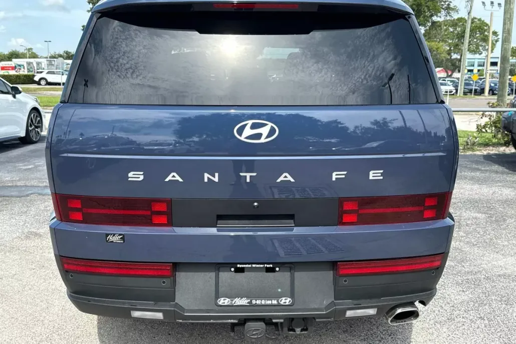 2025 Hyundai Santa Fe SEL photo 1