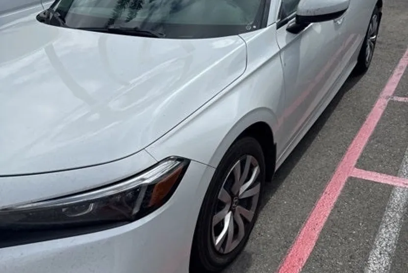 2022 Honda Civic LX photo 1