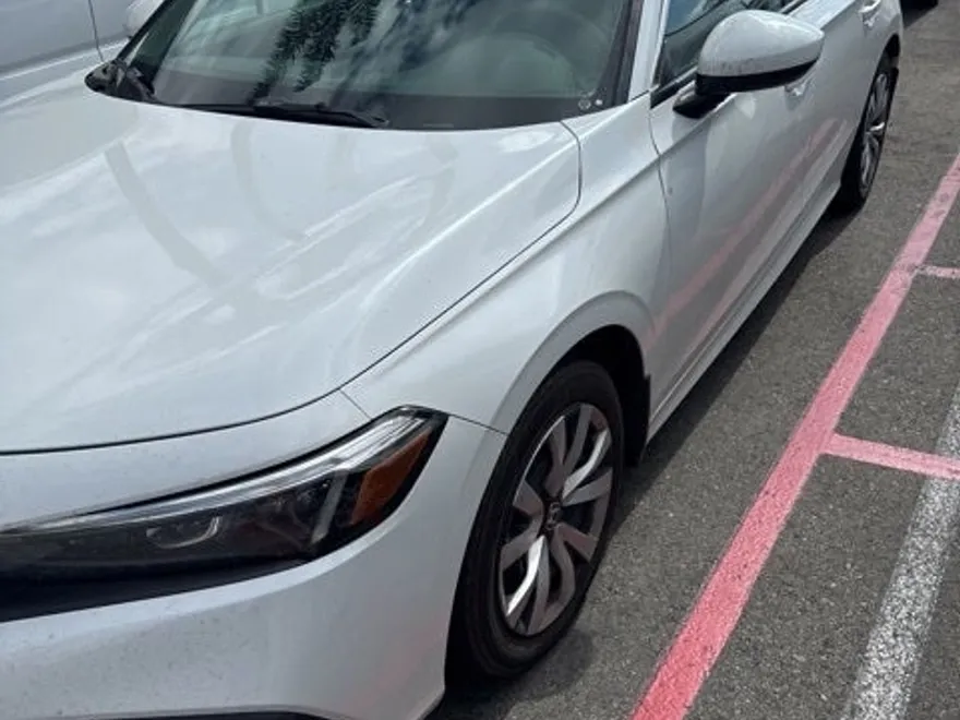 2022 Honda Civic LX photo 1