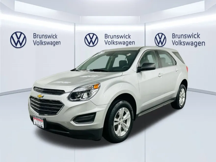 2017 Chevrolet Equinox LS photo 1
