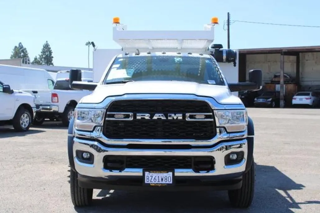 2022 Ram 5500 Tradesman photo 1