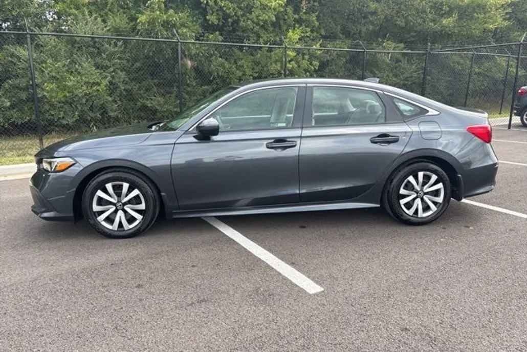 2024 Honda Civic LX photo 1