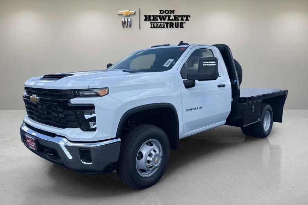 2025 Chevrolet Silverado 3500HD Work Truck photo 1