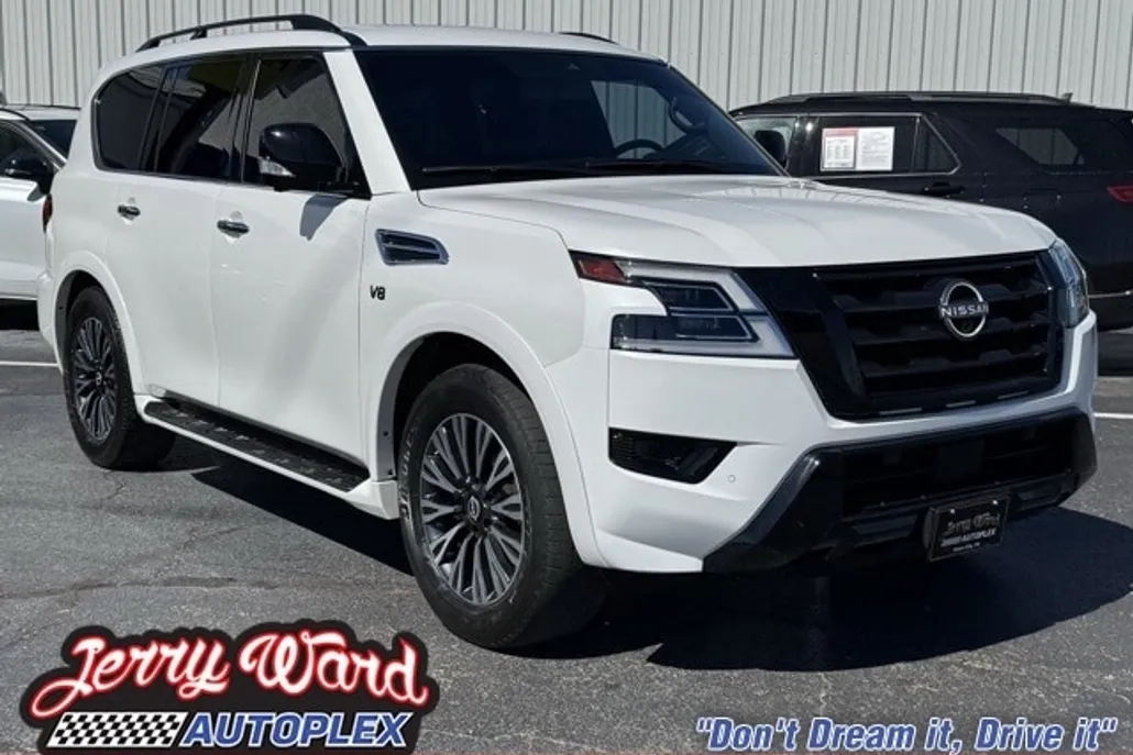 2022 Nissan Armada SL photo 1