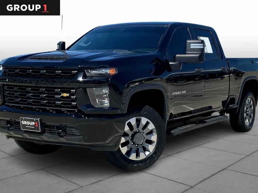 2023 Chevrolet Silverado 2500HD Custom photo 1