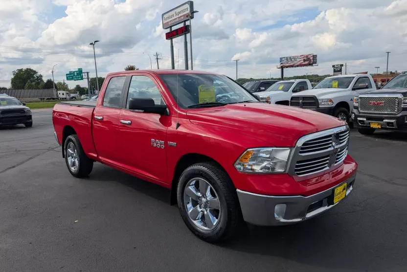 2014 Ram 1500 SLT photo 1