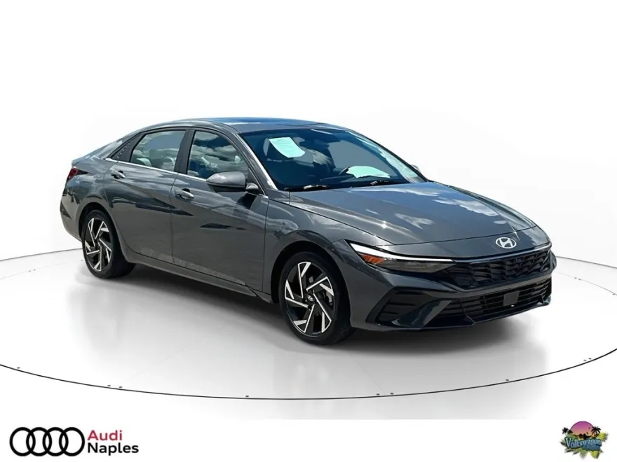 2024 Hyundai Elantra Limited photo 1
