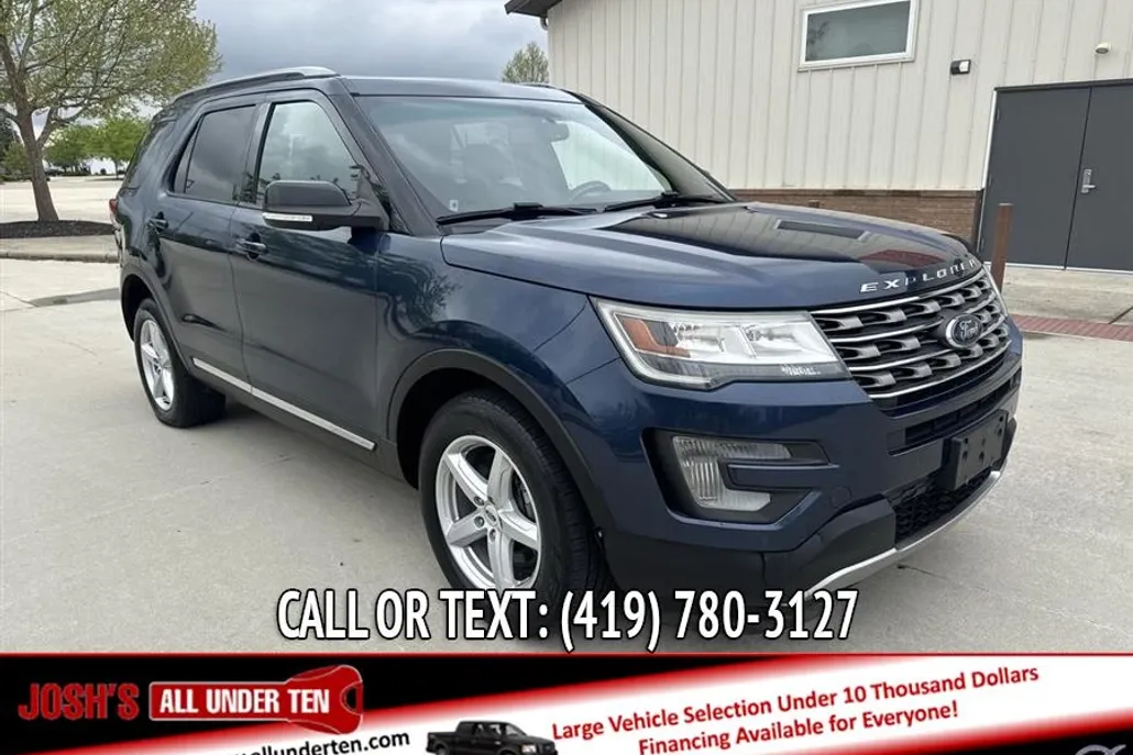 2016 Ford Explorer XLT photo 1