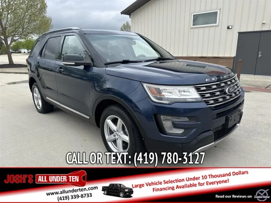 2016 Ford Explorer XLT photo 1