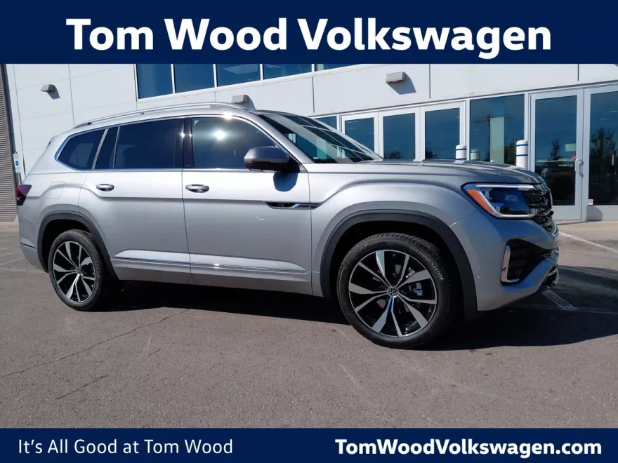2026 Volkswagen Atlas SEL Premium R-Line photo 1