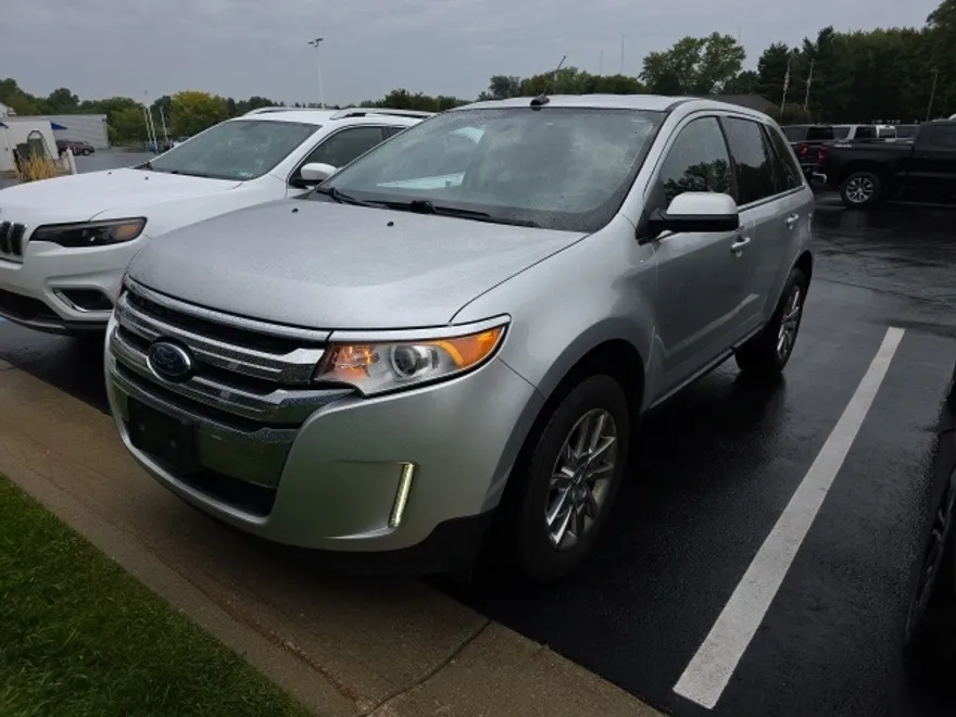 2012 Ford Edge Limited photo 1