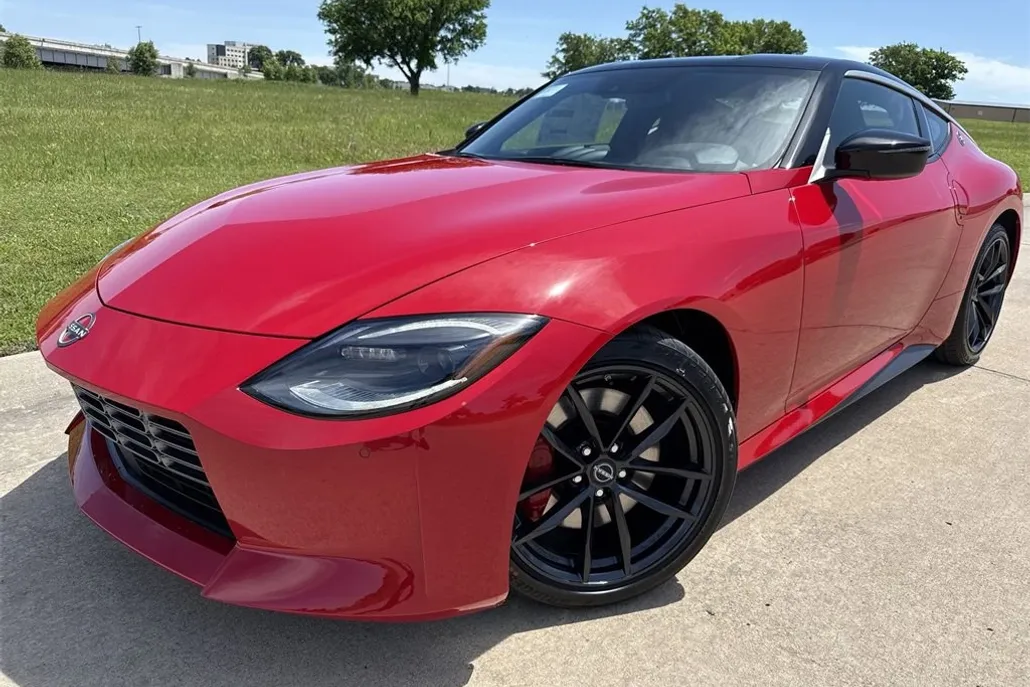 2025 Nissan Z Performance photo 1